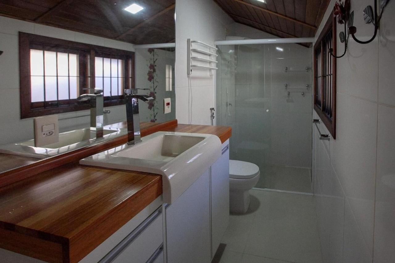Moreira Casa Com Churrasqueira E Ar-Condicionado Ubatuba Luaran gambar