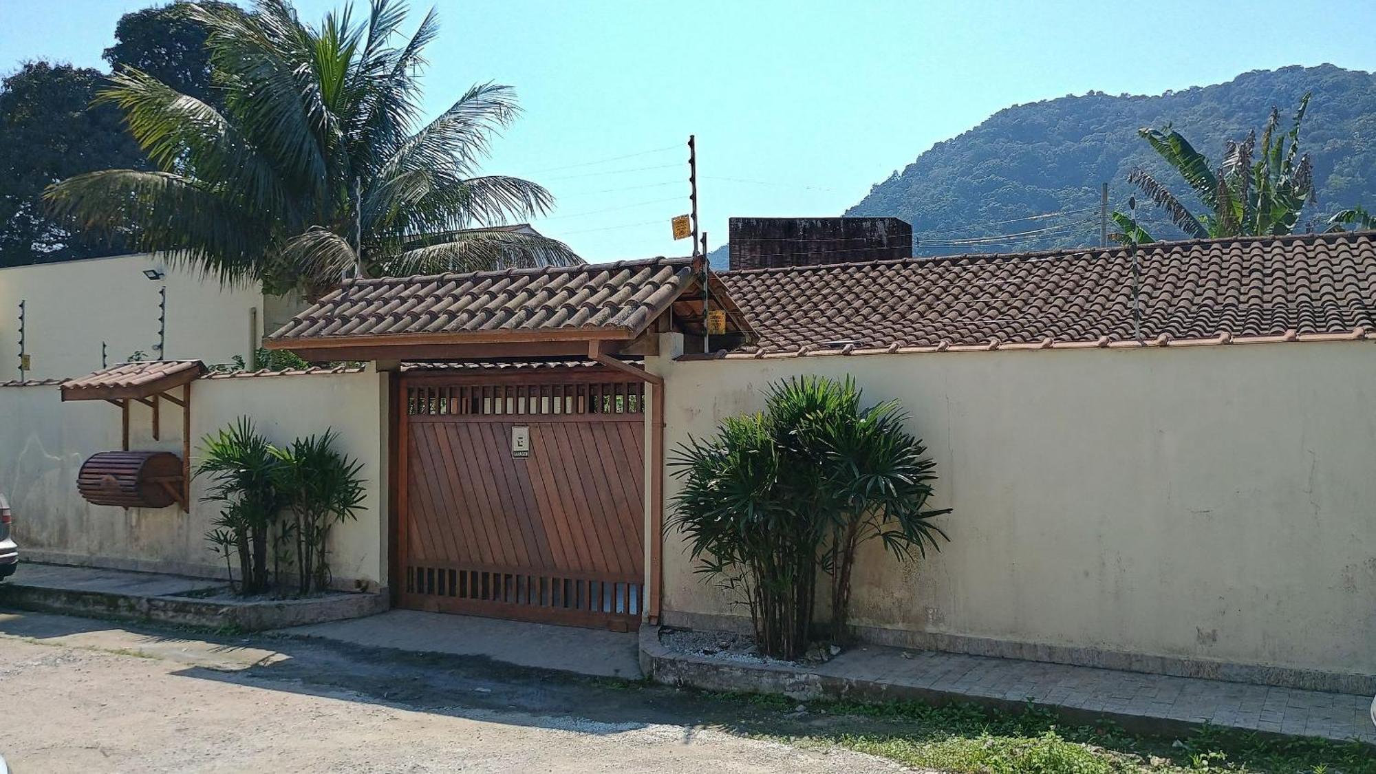 Moreira Casa Com Churrasqueira E Ar-Condicionado Ubatuba Luaran gambar
